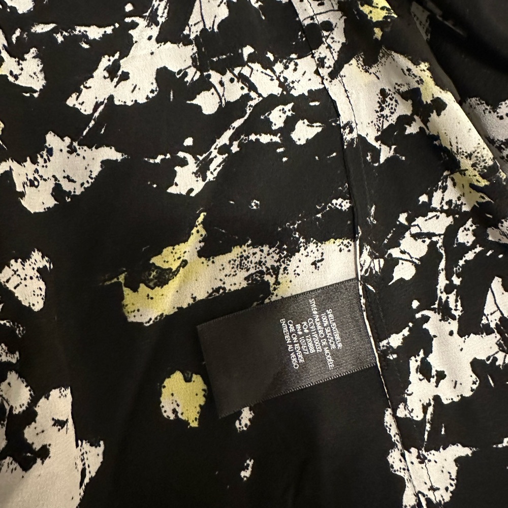 Size small - Picture 9 of 10